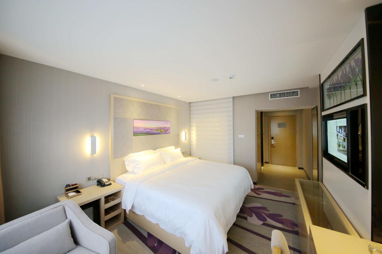Lavande Hotel Qingdao North Station Shop Esterno foto