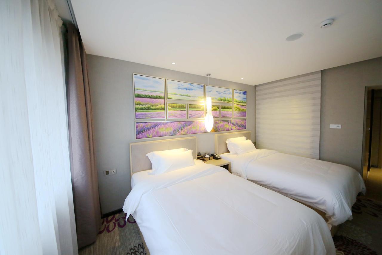 Lavande Hotel Qingdao North Station Shop Esterno foto