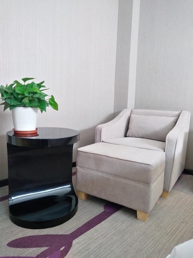Lavande Hotel Qingdao North Station Shop Esterno foto